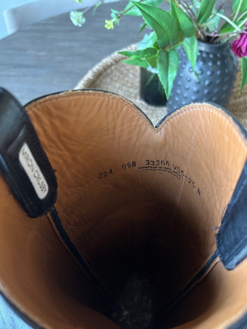 Miron Crosby Lilly Black Hearts Cowboy Western Boots. Excellent Condition - Picture 6 of 10